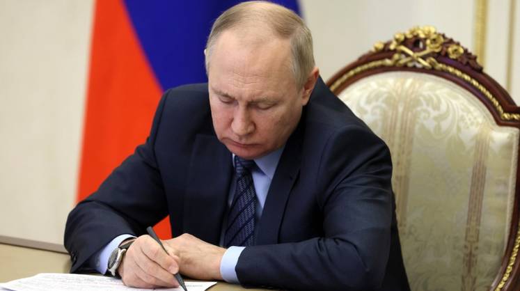 Владимир Путин отменил ценовой потолок
