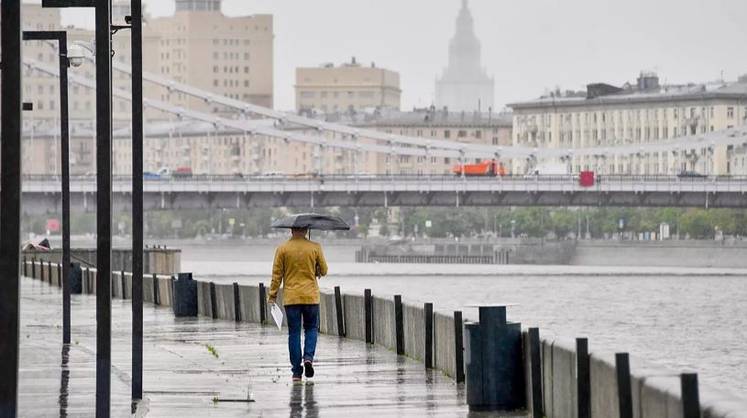 Синоптики пообещали москвичам «умеренное тепло» в первую неделю октября