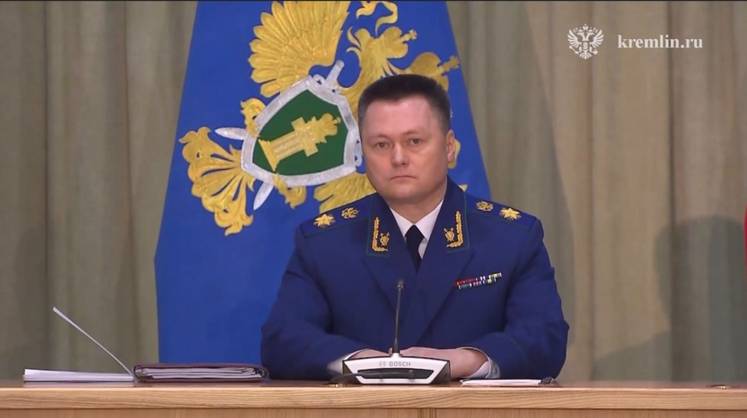 Генпрокурор обвинил ряд министерств в трате 2 млрд руб. на закупку зарубежных комплектующих